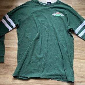 Boxlunch Long sleeve Size M Womens